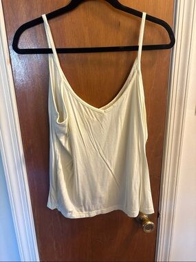 Old Navy Women's Cream V-Neck Cami Tank Top